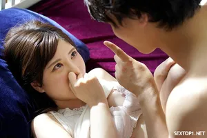 Dẫn bạn về nhà, bị bạn trả bài luôn vợ của mình