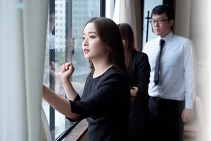 Người chồng mất 3 năm, má kế trẻ tìm đến con ông xã giải tỏa thiếu thốn