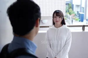 Cậu học sinh đại học số hưởng và cô nàng nhà bên cạnh bên đầy sexy dù đã có chồng