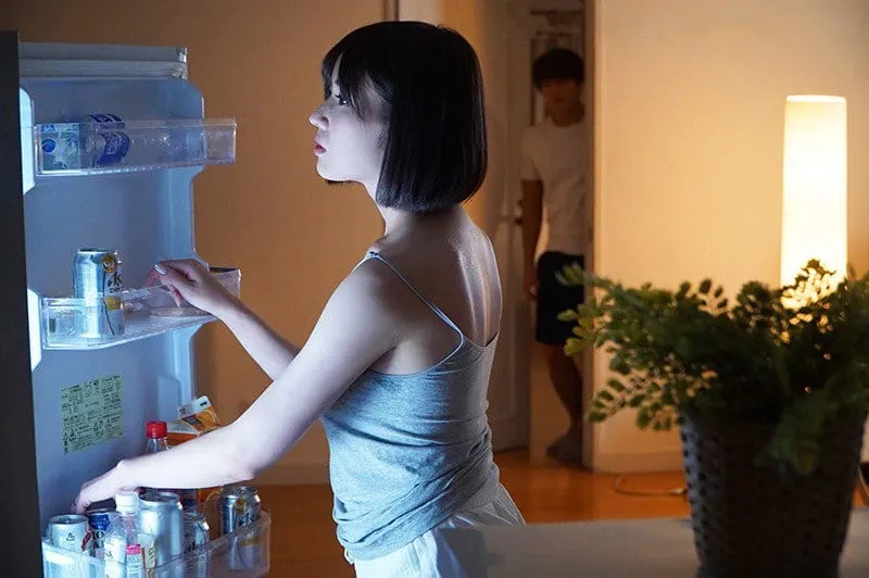 Chị vợ cãi nhau với gã chồng đến nhà gấu ở rồi chịch luôn ông chồng em gái